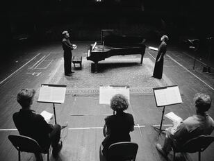 operalingual-mj-landscape-124