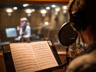 operalingual-mj-landscape-187