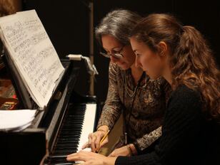 operalingual-mj-landscape-234