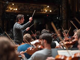 operalingual-mj-landscape-27