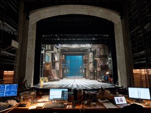 operalingual-mj-landscape-318